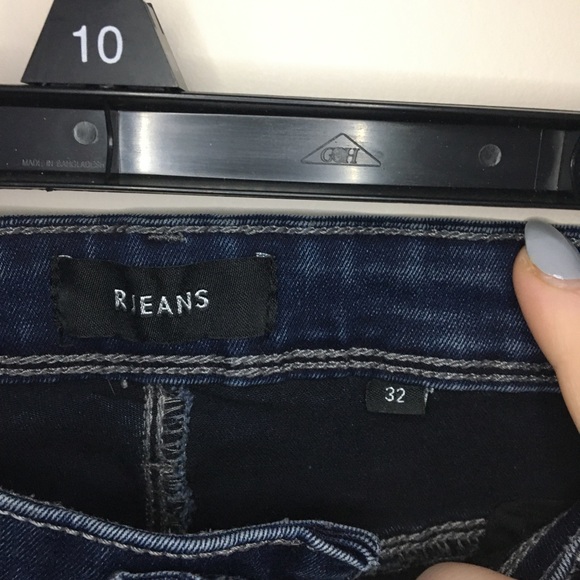 Dark Wash, RJeans, Size 32 - Picture 8 of 8